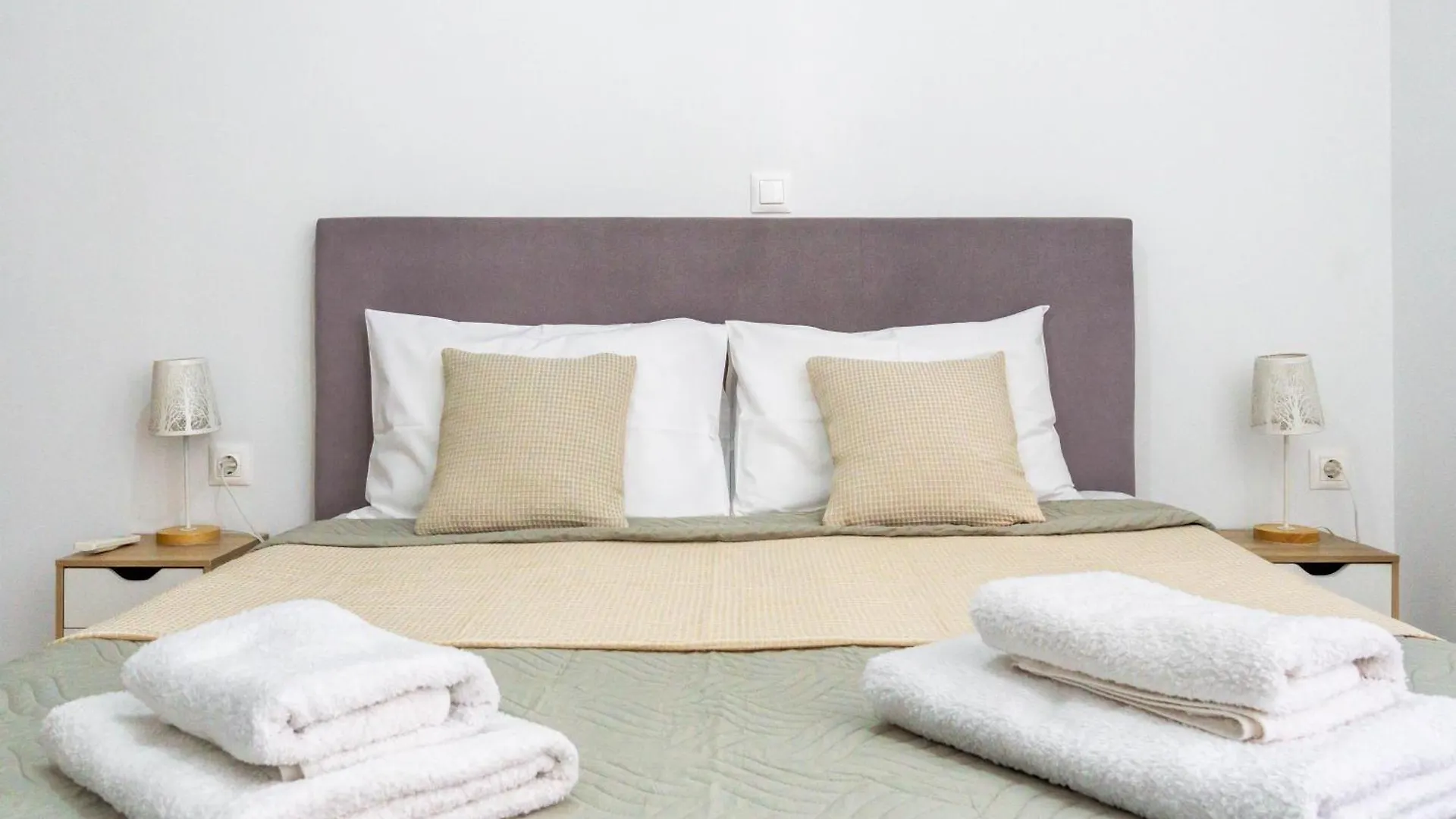Cozy Coastal Apartment In Heraklion 0*, Heraklion (Crete)